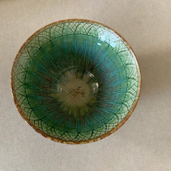 Handmade Large ceramic Serving Bowl by Blanket Creek Pottery - Picture 9 of 9